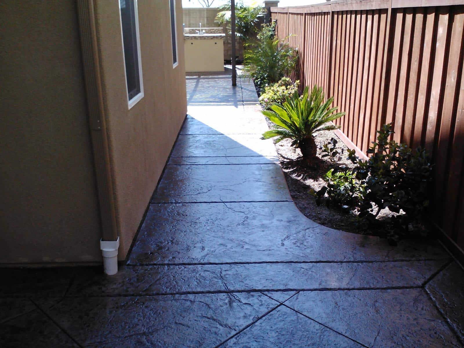 Sidewalk Concrete Contractor Carlsbad, Pathway Walkway Concrete Company